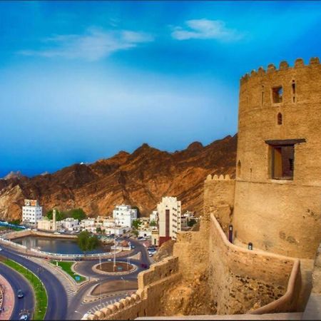 The Balcony Entire Penthouse Apartment Muscat Exterior photo